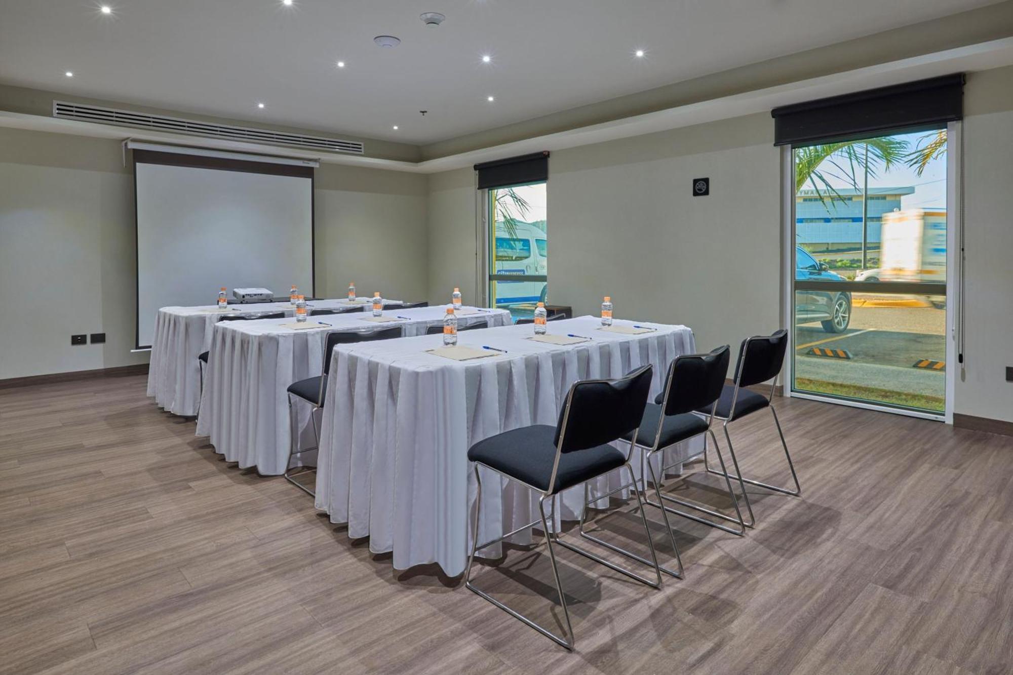 City Express By Marriott Guaymas Ngoại thất bức ảnh